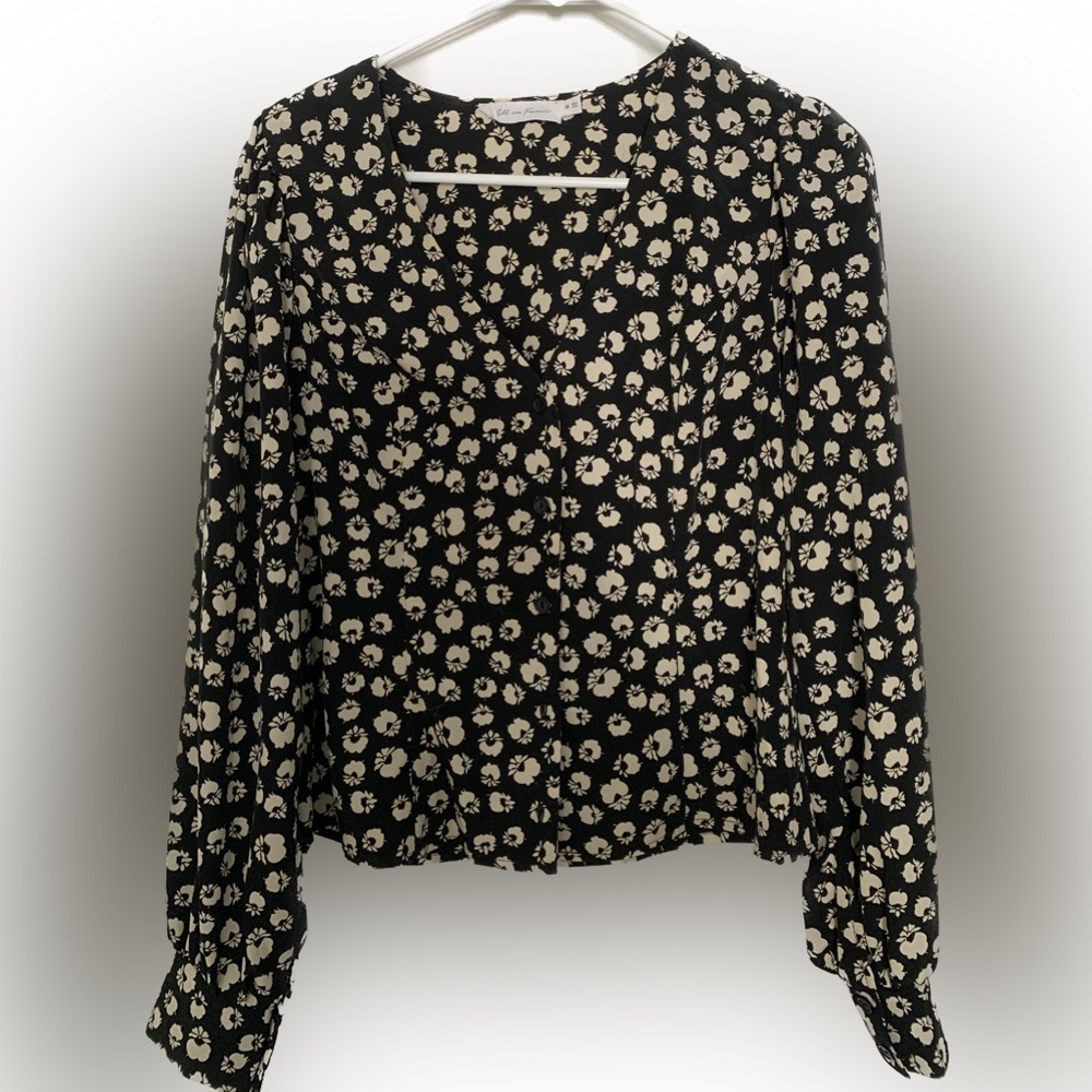 All in Favor | button up cropped blouse | Medium